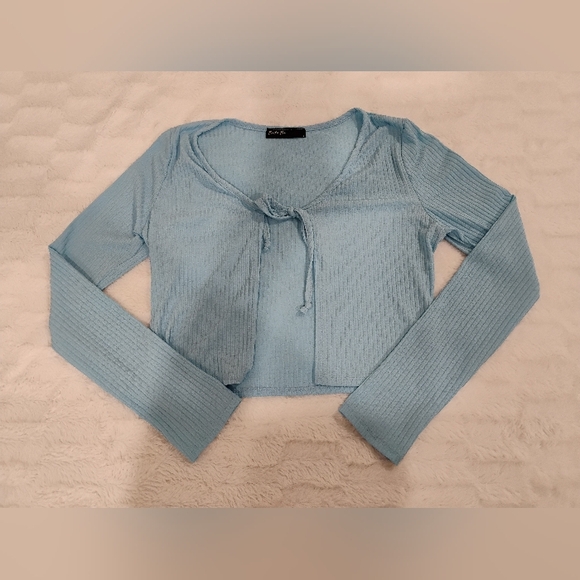 Light Blue Ribbed Long Sleeve Tie Front Top (Large) - Picture 4 of 8